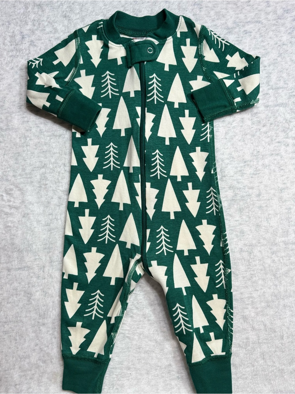 NWOT Hanna Andersson Christmas Tree Zip Sleeper 6-12M Baby Organic Cotton Green